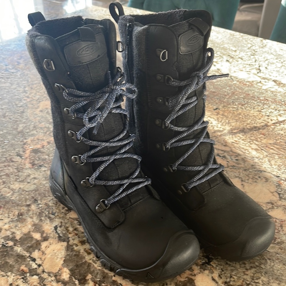 Keen waterproof winter boots